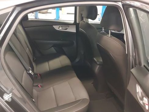 Used 2023 Kia Forte LXS FWD image 36