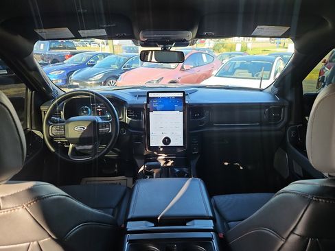 Used 2023 Ford F150 Lightning Lariat image 16