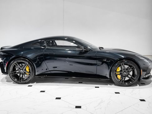 New 2026 Aston Martin V8 Vantage Coupe image 37