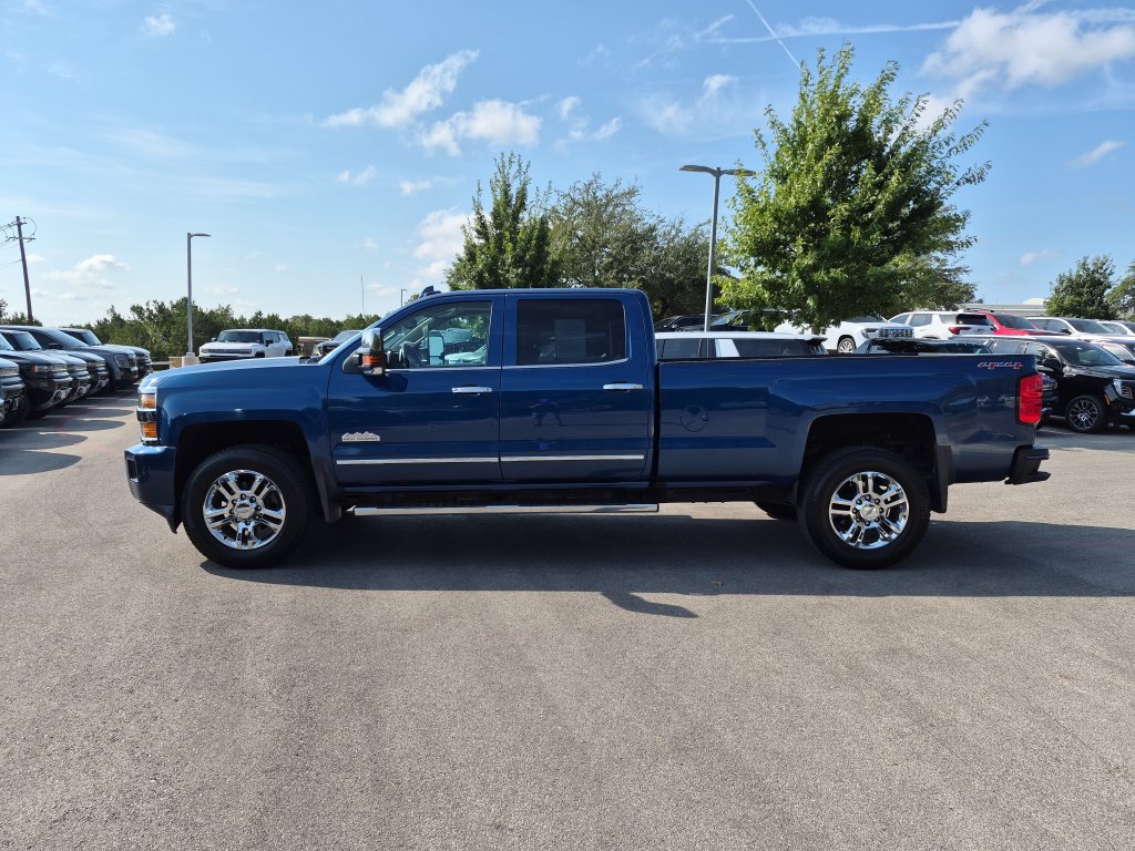 Used 2016 Chevrolet Silverado 2500 High Country AWD/4WD image 5