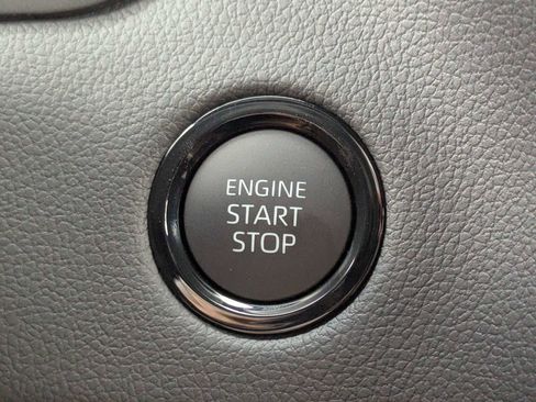 New 2026 Toyota Tundra Limited AWD/4WD image 28