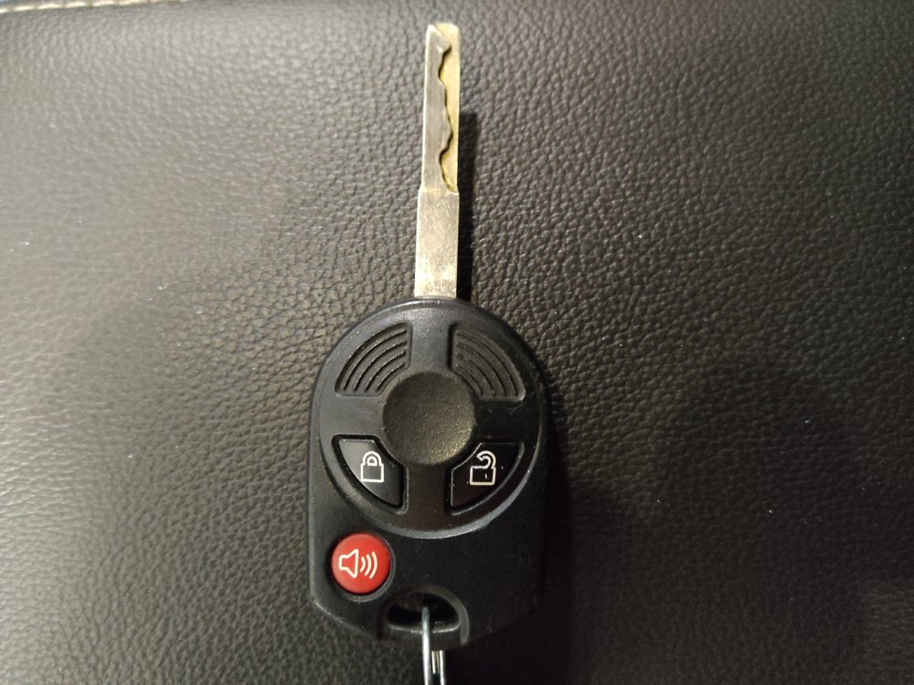 Used 2018 Ford Escape SE FWD image 32