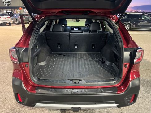 Used 2021 Subaru Outback Limited image 31