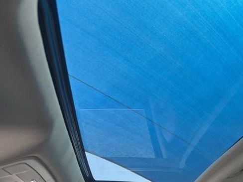 Used 2019 GMC Yukon XL SLT w/ Open Road Package image 15