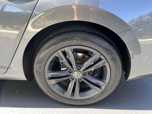 Used 2023 Volkswagen Jetta SE w/ Panoramic Sunroof Package FWD image 47