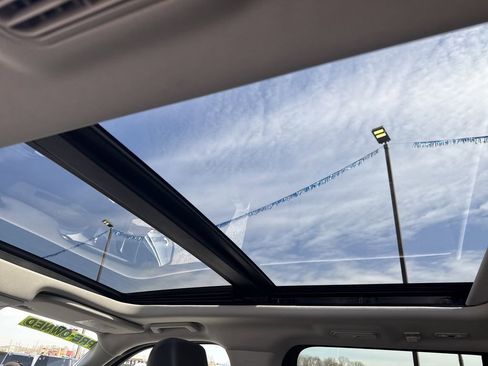 Used 2025 Ford Expedition Max Platinum image 22