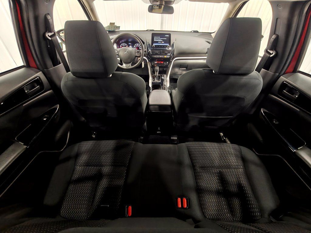 Used 2023 Mitsubishi Eclipse Cross LE AWD/4WD image 32
