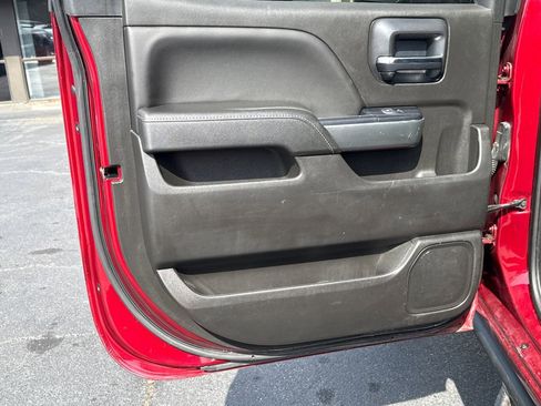 Used 2018 Chevrolet Silverado 1500 LT w/ All Star Edition image 21