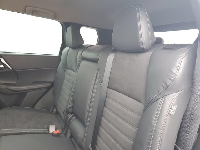 Used 2023 Mitsubishi Outlander SE FWD image 21