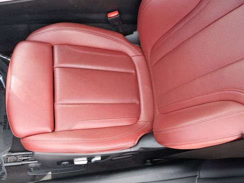 Used 2023 BMW 430i xDrive Convertible w/ M Sport Package image 37