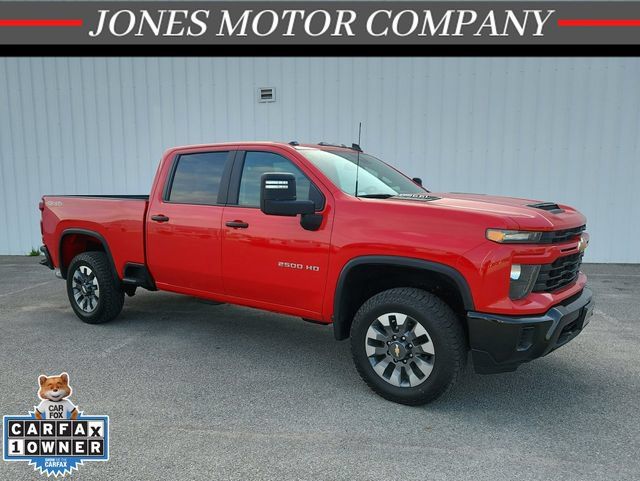 Used 2024 Chevrolet Silverado 2500 Custom w/ Custom Value Package AWD/4WD image 1