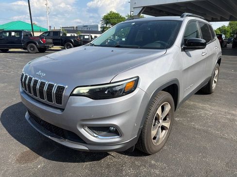 Used 2022 Jeep Cherokee Limited AWD/4WD image 4