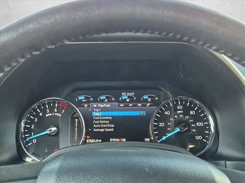 Used 2020 Ford Expedition XLT w/ Equipment Group 202A AWD/4WD image 11