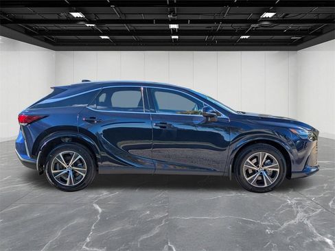 Used 2023 Lexus RX 350 Premium image 11