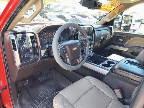 Used 2018 Chevrolet Silverado 2500 LTZ w/ Duramax Plus Package AWD/4WD image 5