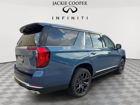 Used 2025 GMC Yukon Denali w/ Sun & Power Step Package AWD/4WD image 5