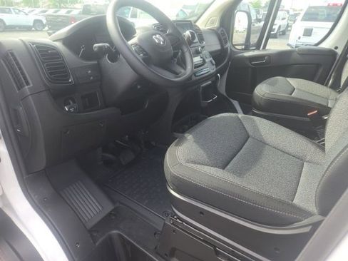 Used 2025 RAM ProMaster 3500 w/ Crew Van Package FWD image 16