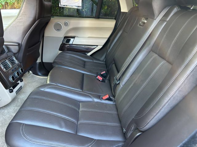 Used 2016 Land Rover Range Rover HSE AWD/4WD image 30