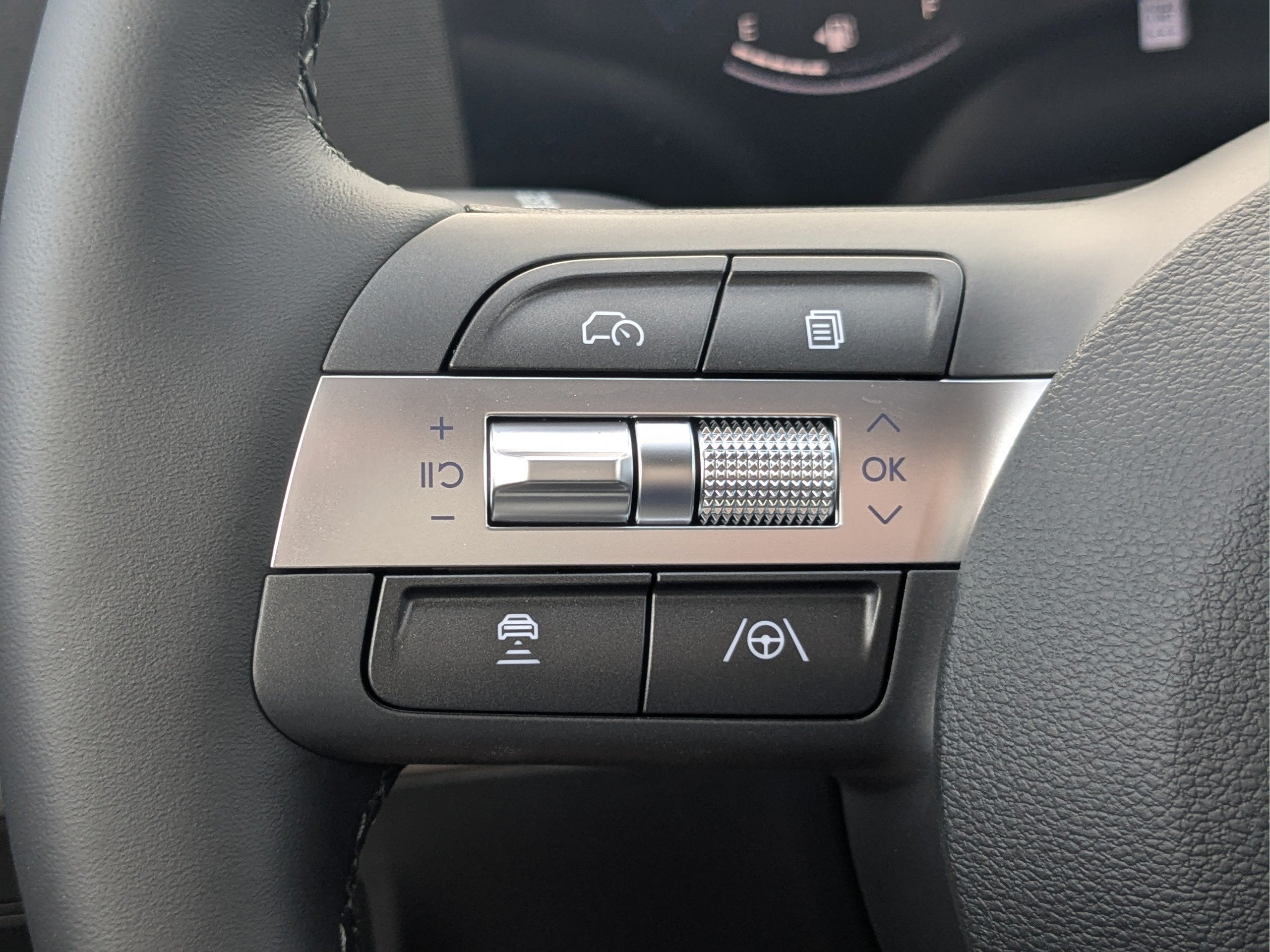 New 2027 Hyundai Kona SEL Sport FWD image 27