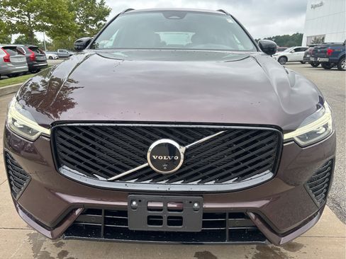 Used 2026 Volvo XC60 B5 Plus w/ Protection Package Premier AWD/4WD image 6