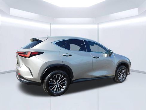 Used 2025 Lexus NX 350 AWD w/ Accessory Package (2T) image 3
