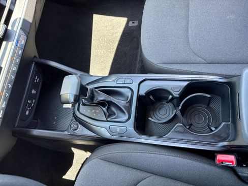 Used 2025 Kia K4 FWD image 40