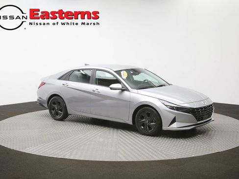 Used 2021 Hyundai Elantra SEL w/ Convenience Package image 47