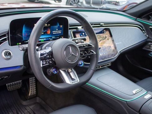 Used 2025 Mercedes-Benz E 53 AMG e 4MATIC Sedan w/ Driver Assistance Package image 11