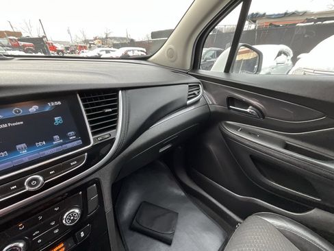Used 2019 Buick Encore Preferred image 19
