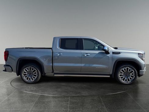 Used 2025 GMC Sierra 1500 Denali Ultimate AWD/4WD image 10