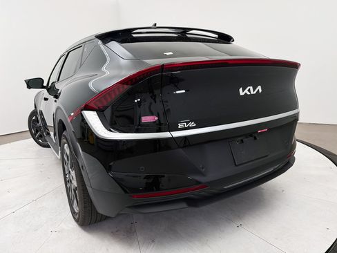 Used 2025 Kia EV6 Light w/ Light LR Technology Package RWD image 9