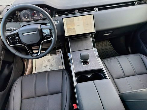 New 2026 Land Rover Range Rover Evoque S AWD/4WD image 16
