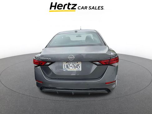 Used 2025 Nissan Sentra SV image 6