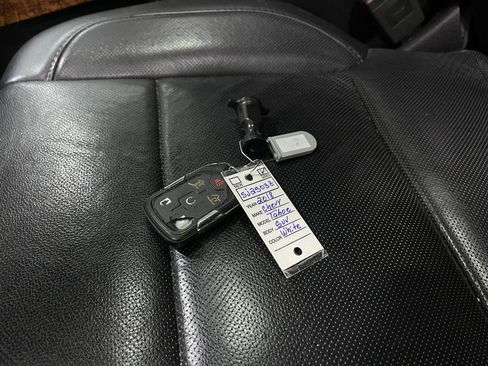 Used 2018 Chevrolet Tahoe Premier image 42