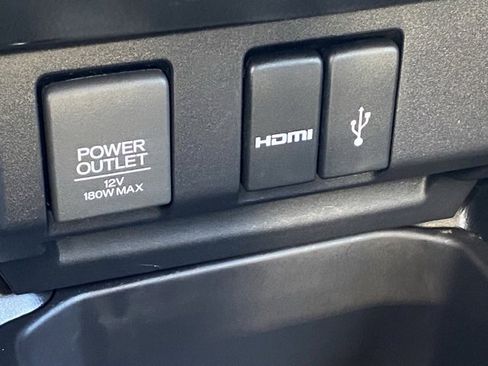 Used 2017 Honda Fit EX image 18