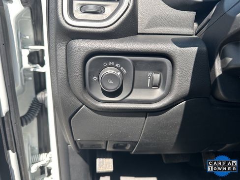 Used 2024 RAM 2500 Tradesman w/ Chrome Appearance Group image 61