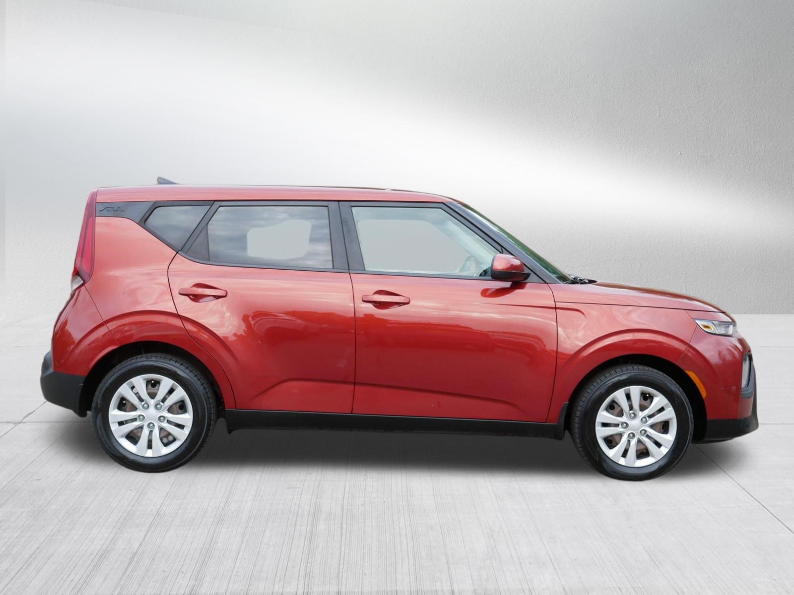 Used 2021 Kia Soul LX FWD image 8