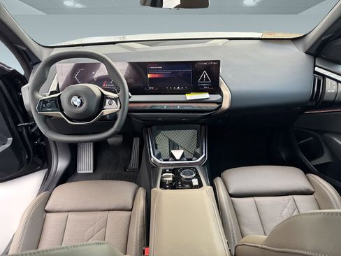 Used 2025 BMW X3 xDrive30i w/ Convenience Package image 14