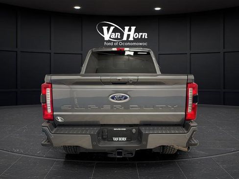 Used 2023 Ford F250 XLT w/ XLT Premium Package image 4