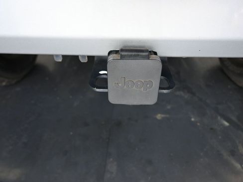 Used 2013 Jeep Wrangler Unlimited Sahara w/ Connectivity Group image 36