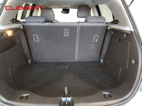 Used 2022 Chevrolet Trax LS w/ Tint and Cruise Package image 10