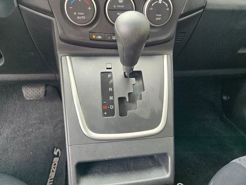 Used 2012 MAZDA MAZDA5 Sport FWD image 27