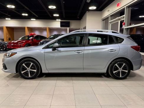 Used 2023 Subaru Impreza 2.0i Premium image 7