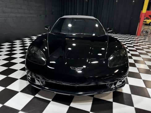 Used 2013 Chevrolet Corvette Convertible image 32