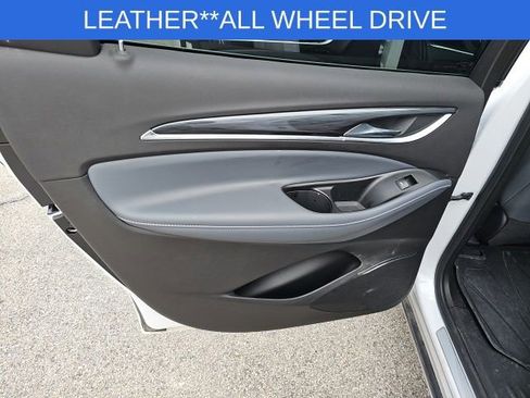 Used 2023 Buick Enclave Premium image 26