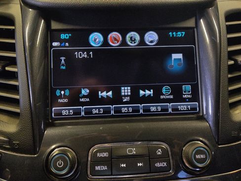 Used 2019 Chevrolet Impala Premier FWD image 25