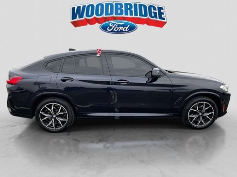 Used 2023 BMW X4 xDrive30i w/ M Sport Package image 4