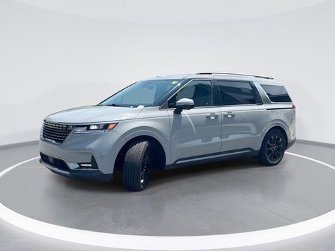 Used 2024 Kia Carnival SX Prestige FWD image 1