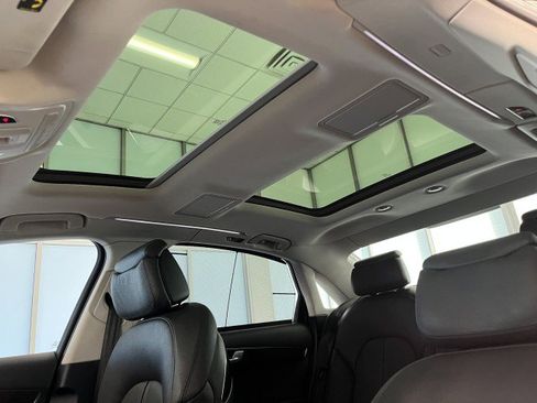 Used 2013 Audi A8 L 3.0T w/ Comfort Pkg image 31