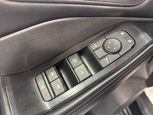Used 2024 Nissan Rogue SV AWD/4WD image 28